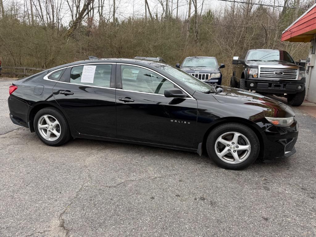 2016 Chevrolet Malibu 1LS - Photo 9