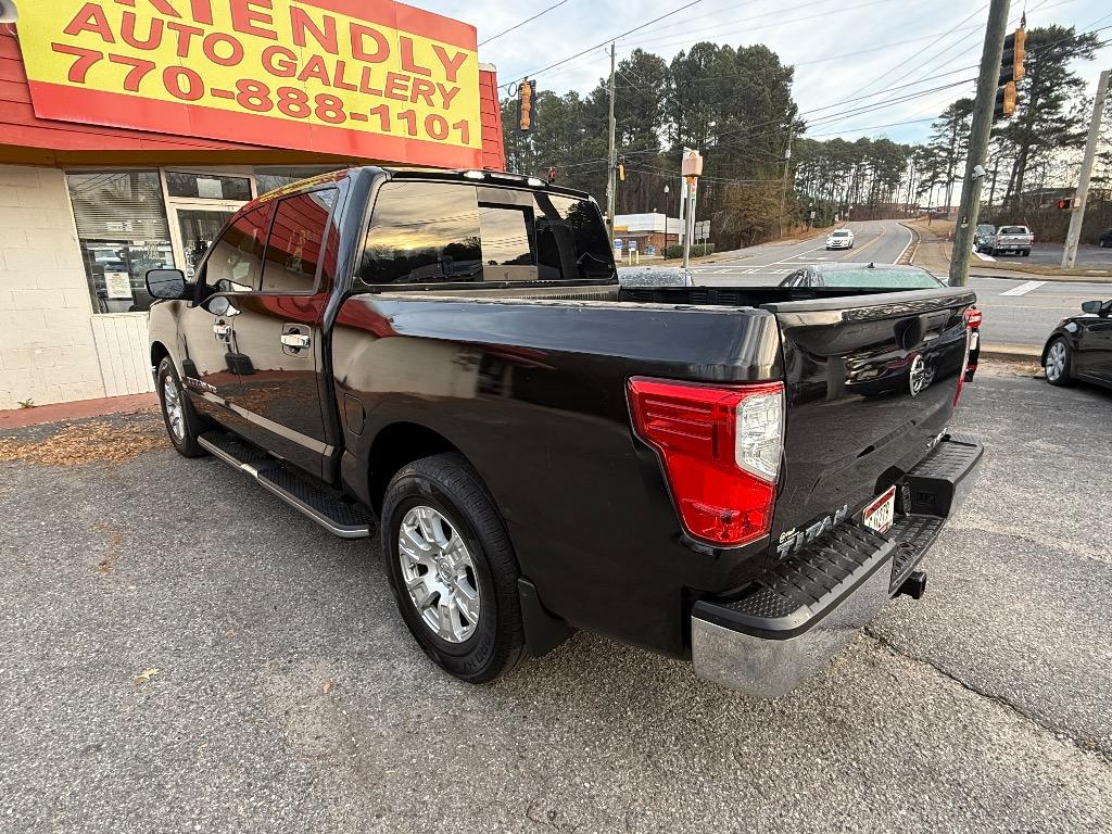 2018 Nissan Titan SV - Photo 13