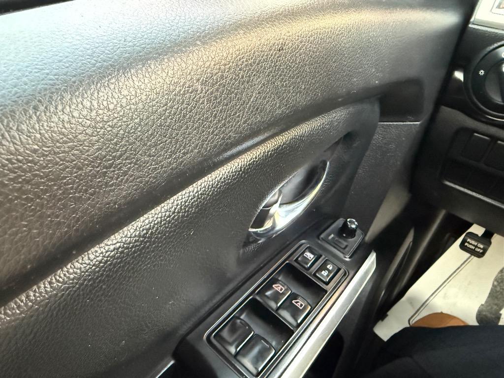 2018 Nissan Titan SV - Photo 16