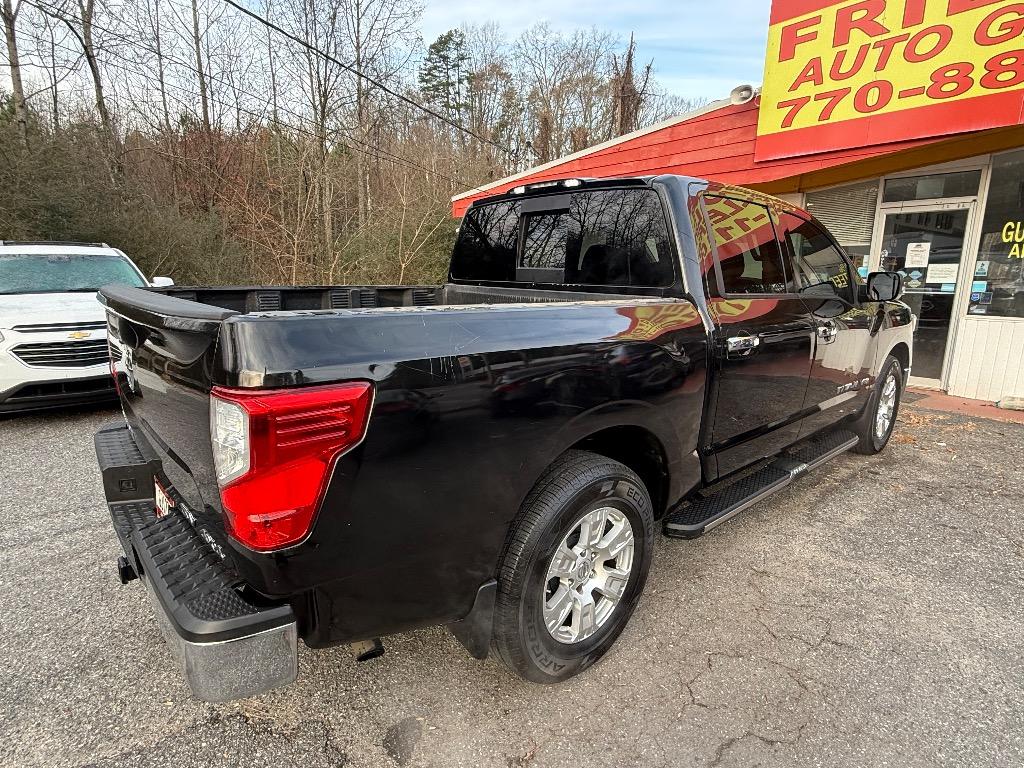 2018 Nissan Titan SV - Photo 12