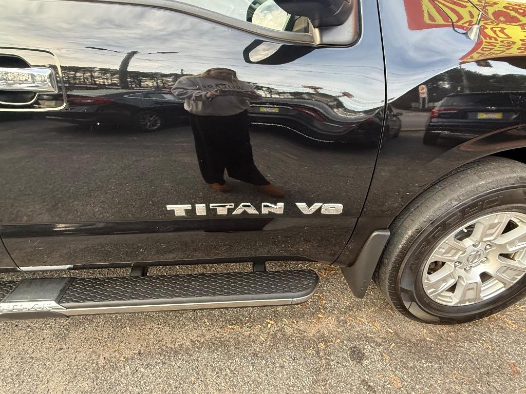2018 Nissan Titan SV - Photo 10