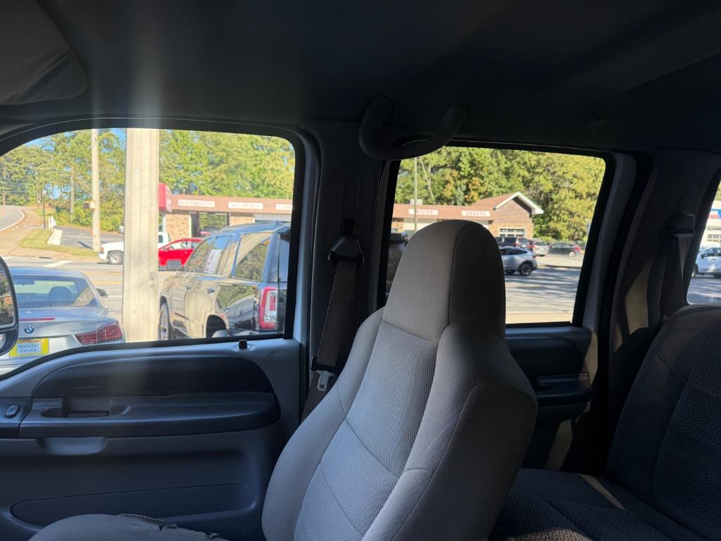 Ford F-250SD photo 15