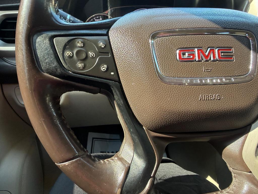 GMC Acadia photo 6