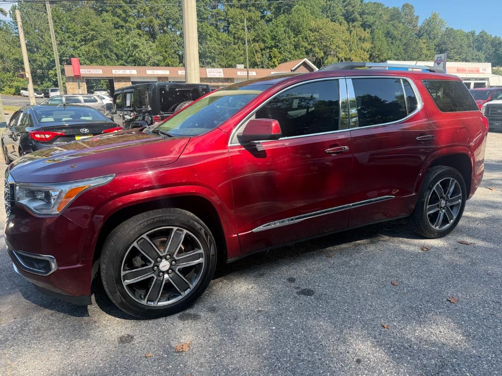 GMC Acadia photo 19