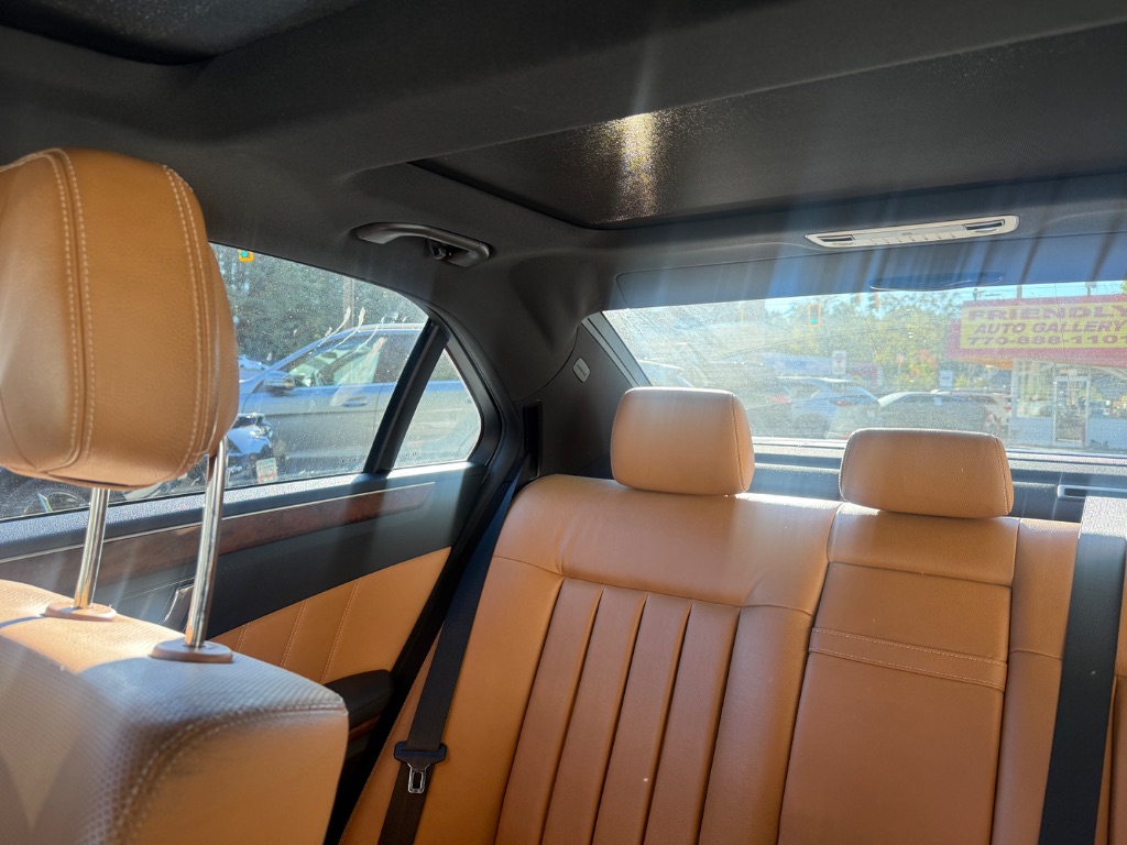 Mercedes-Benz E-Class photo 15