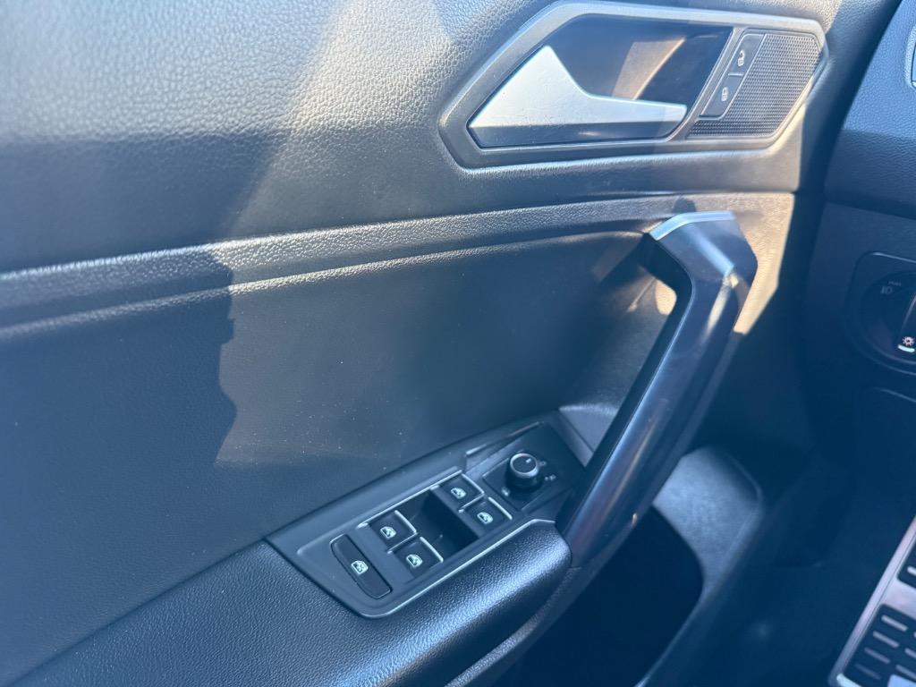 Volkswagen Tiguan photo 23