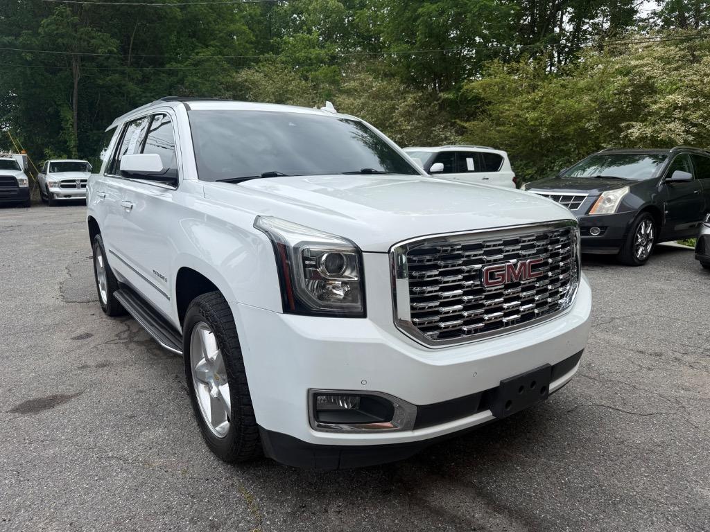 2017 GMC Yukon 4WD Denali's photo