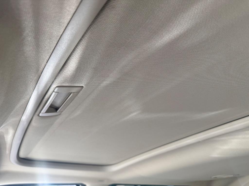 Lincoln Navigator photo 23