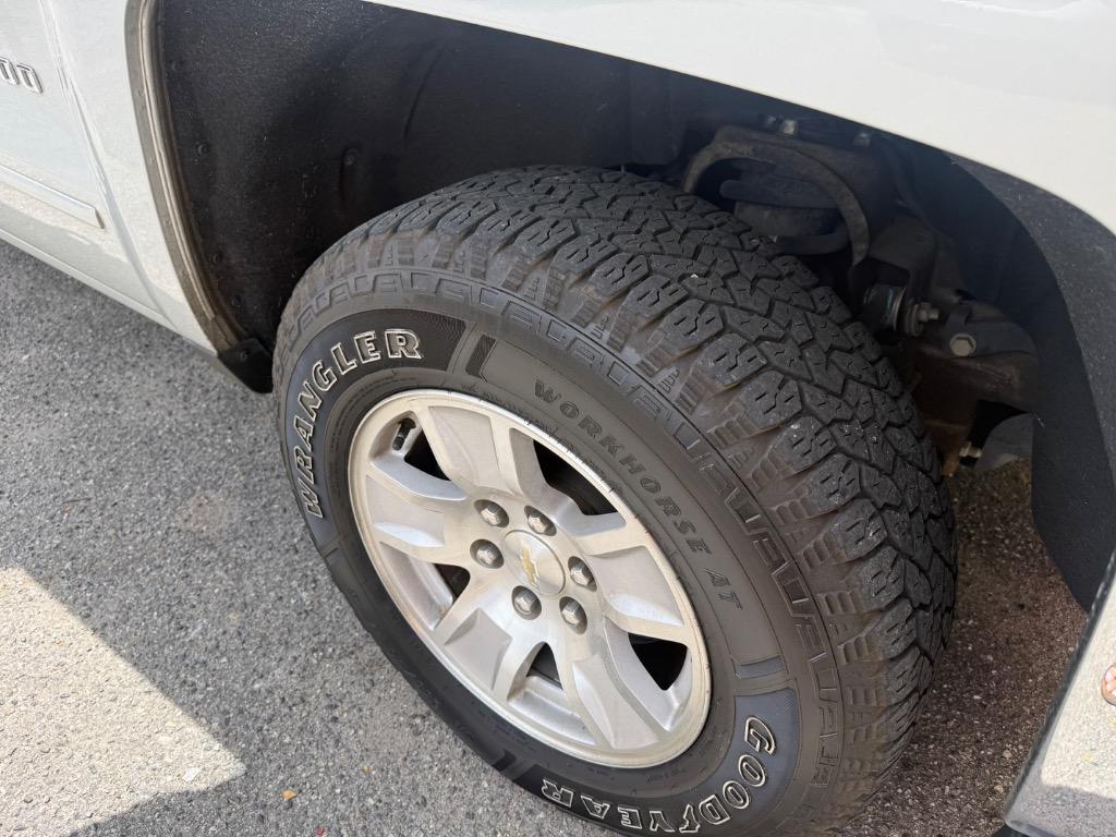 2019 Chevrolet Silverado 1500 LD LT - Photo 14