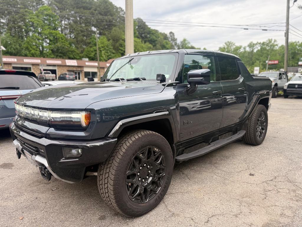 2025 GMC Hummer EV 2X's photo