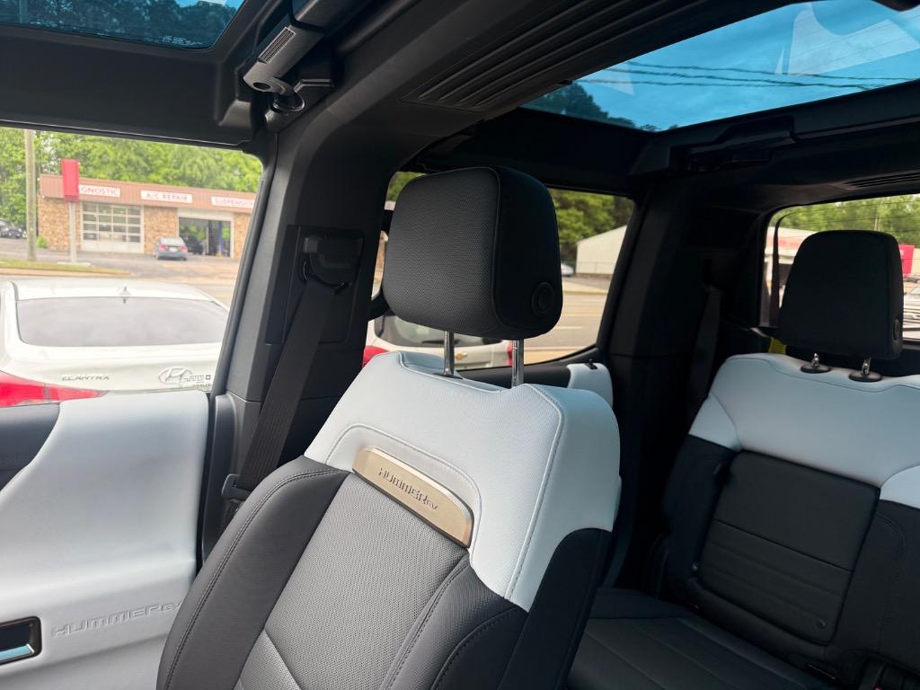 2025 GMC HUMMER EV 2X - Photo 26