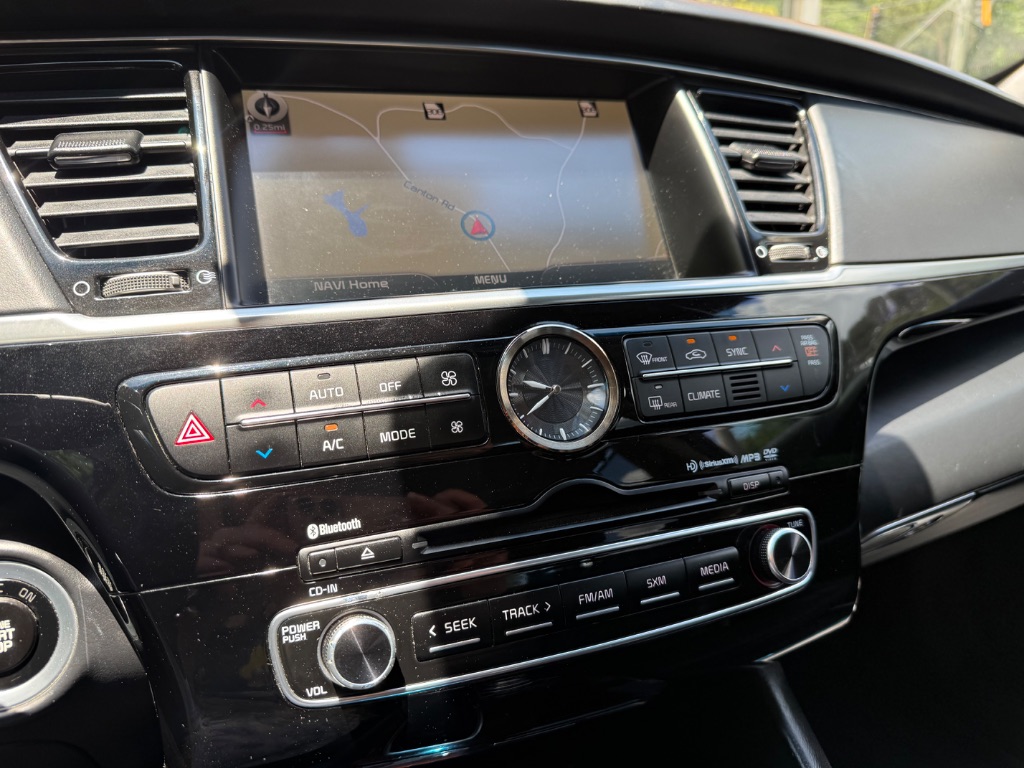 Kia K900 photo 3