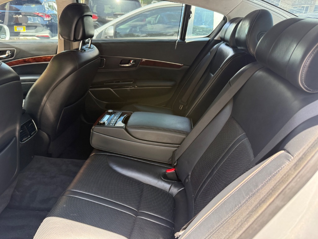 Kia K900 photo 5