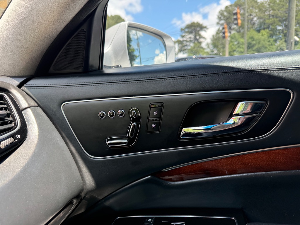 Kia K900 photo 7