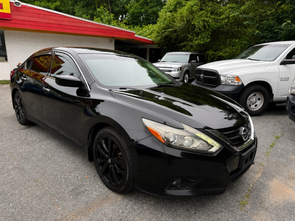 2017 Nissan Altima 2.5 SR's photo