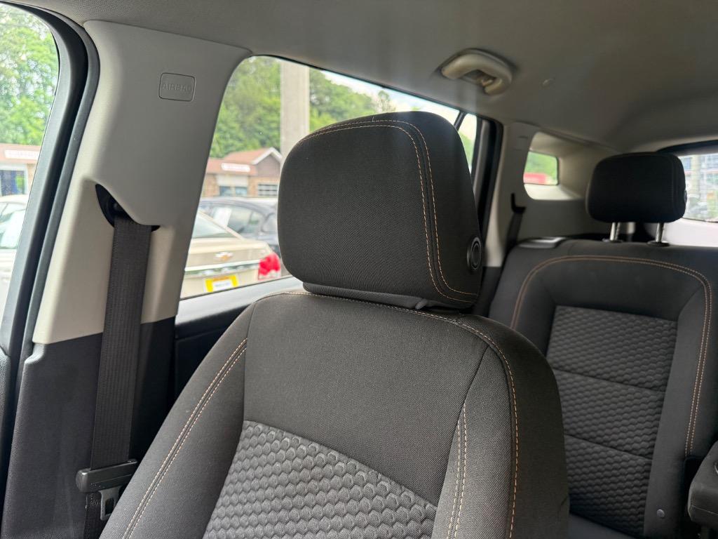 GMC Terrain photo 16
