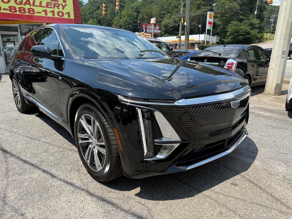 Cadillac Lyriq photo 14