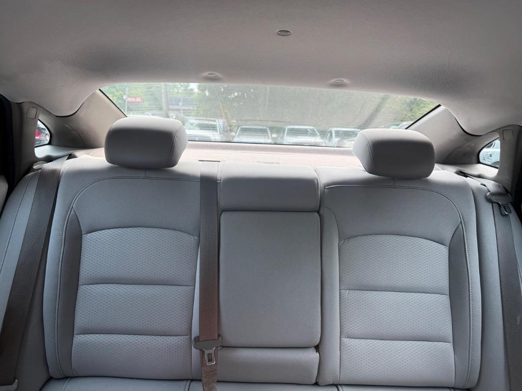Chevrolet Malibu photo 20