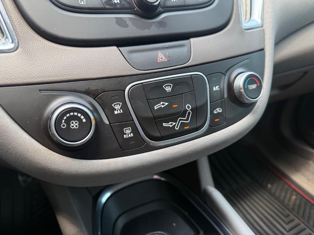 Chevrolet Malibu photo 5