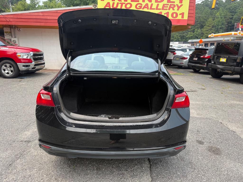 Chevrolet Malibu photo 9