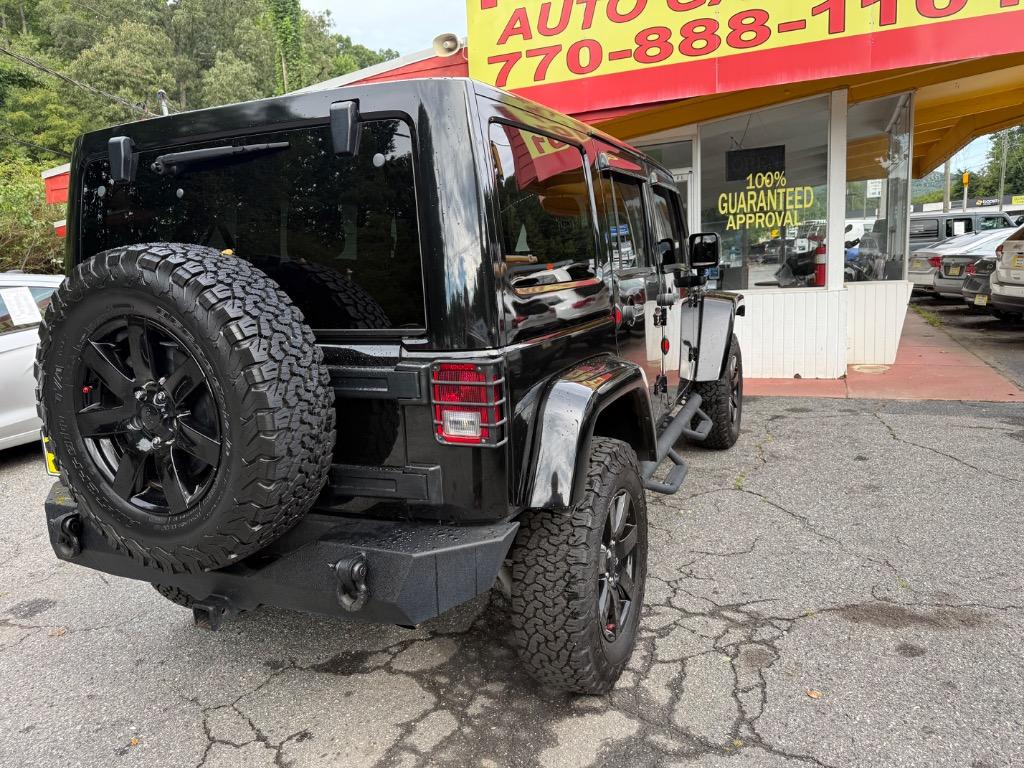 Jeep Wrangler photo 13