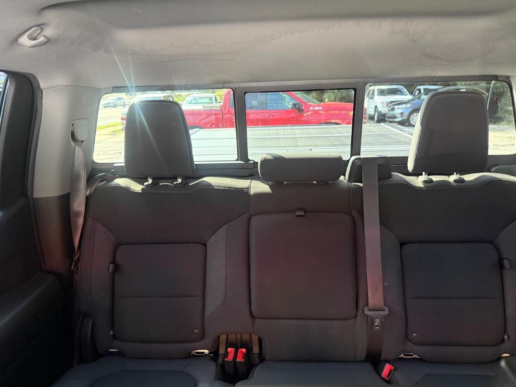 Chevrolet Silverado 1500 photo 7