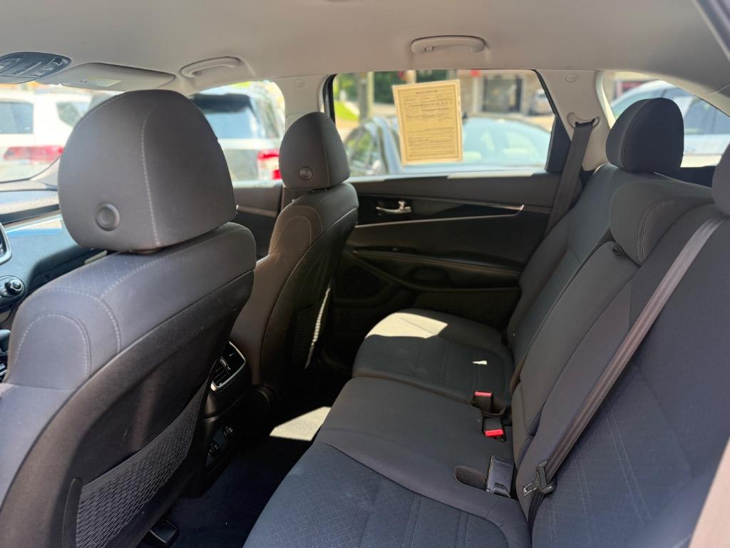 Kia Sorento photo 9
