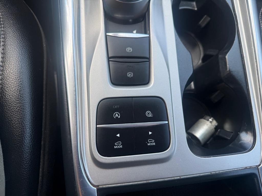 Ford Explorer photo 23