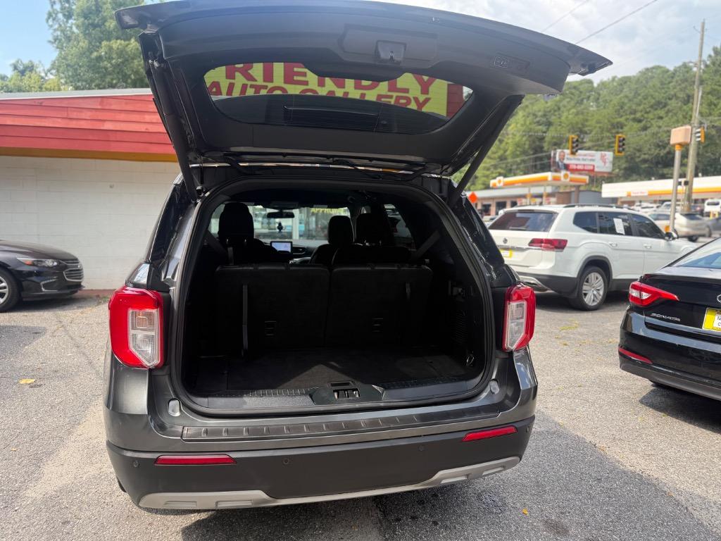 Ford Explorer photo 7