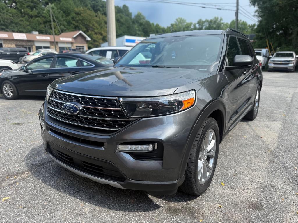 Ford Explorer photo 8