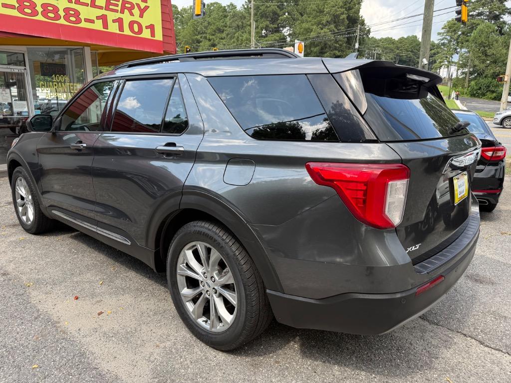Ford Explorer photo 15