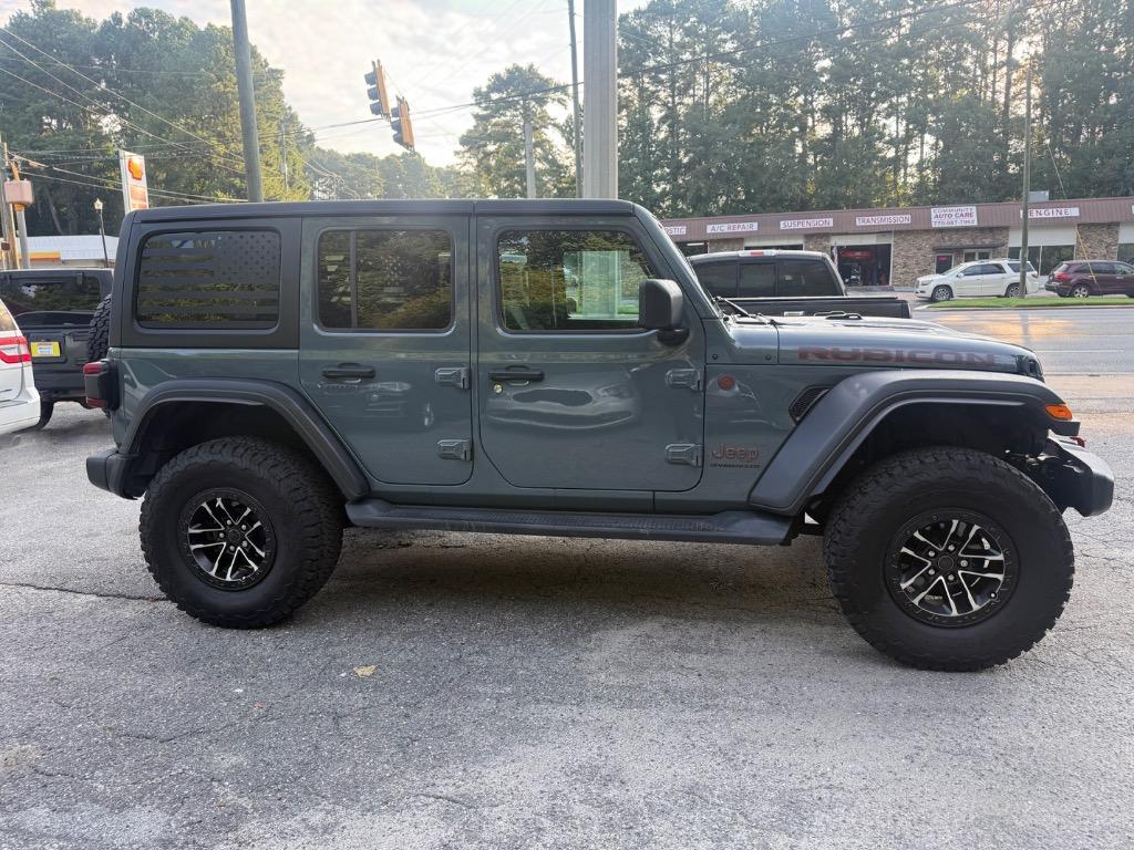 Jeep Wrangler photo 16