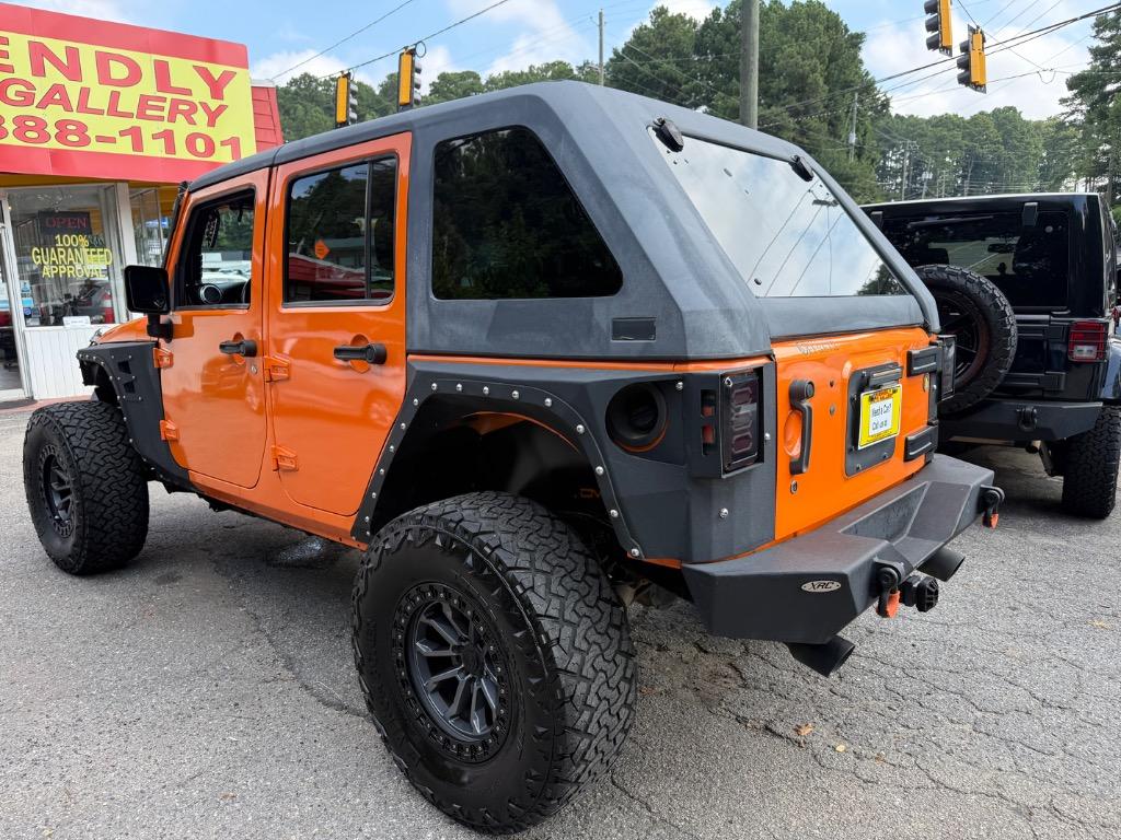 Jeep Wrangler photo 13