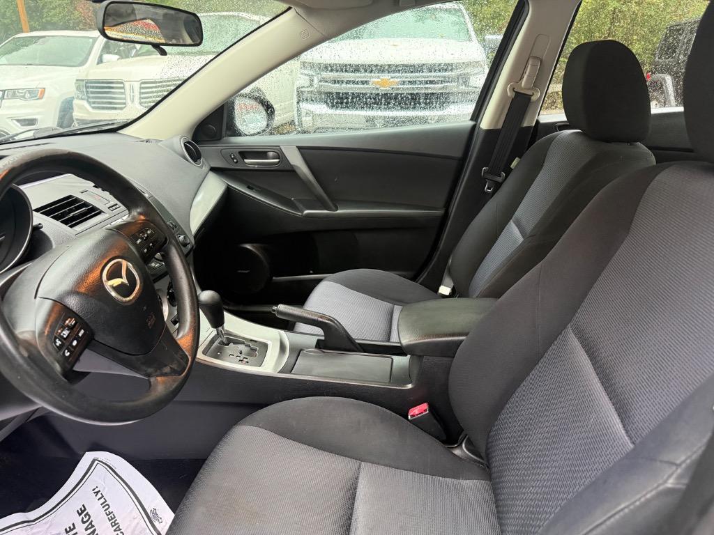 Mazda Mazda3 photo 22