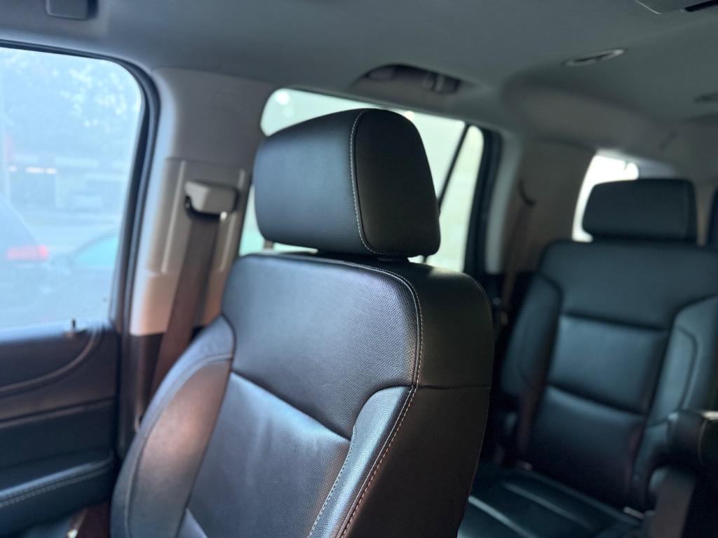 GMC Yukon photo 4