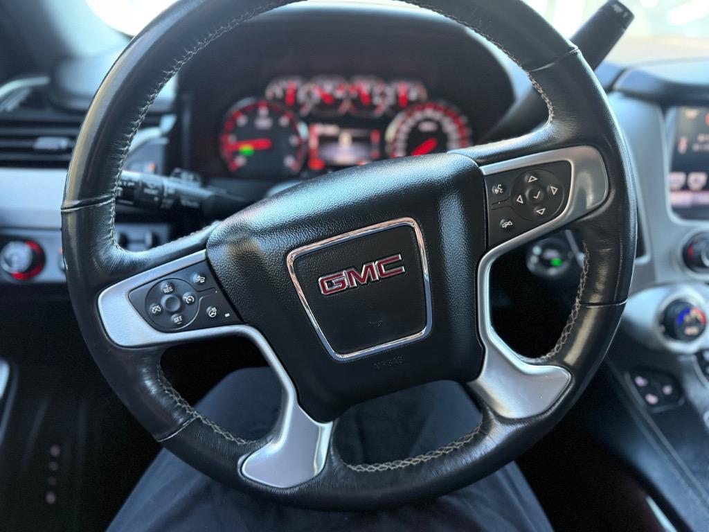 GMC Yukon photo 21