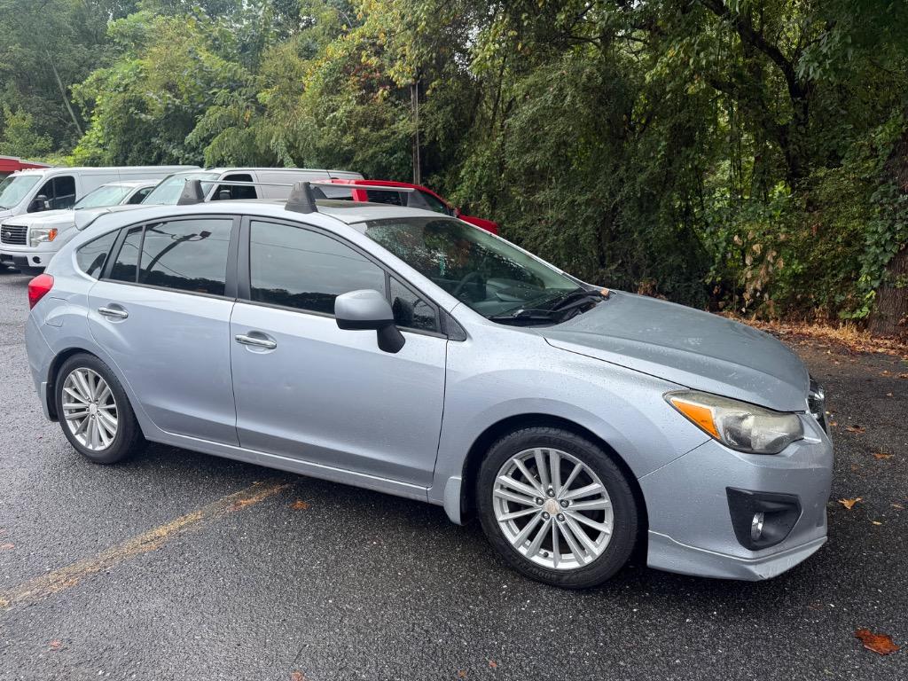 Subaru Impreza photo 16
