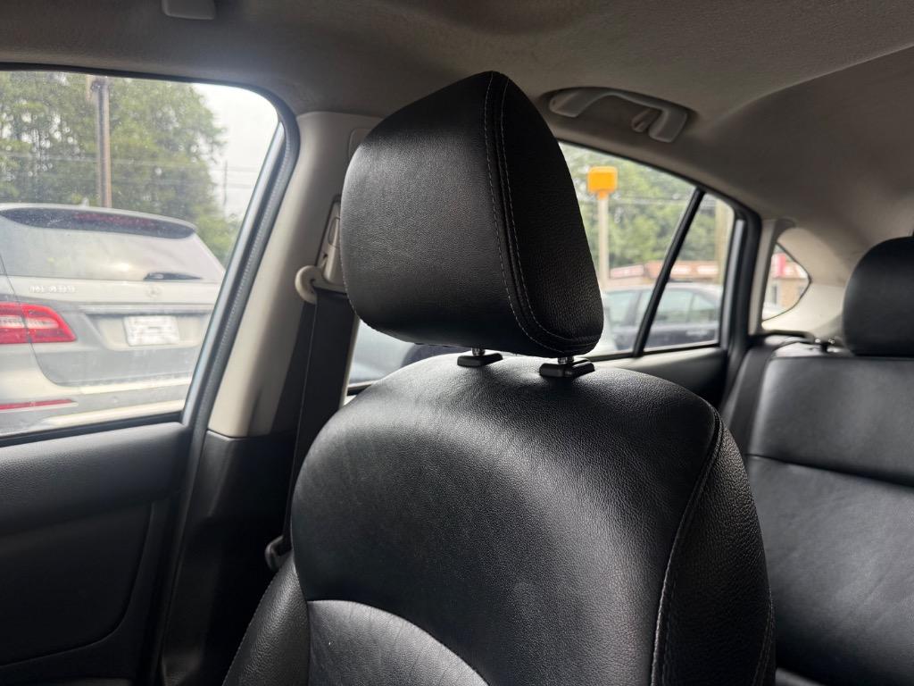 Subaru Impreza photo 5