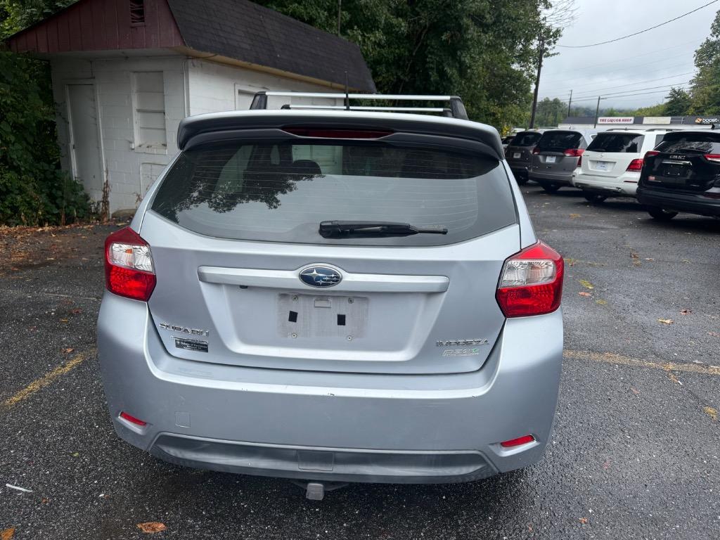 Subaru Impreza photo 13
