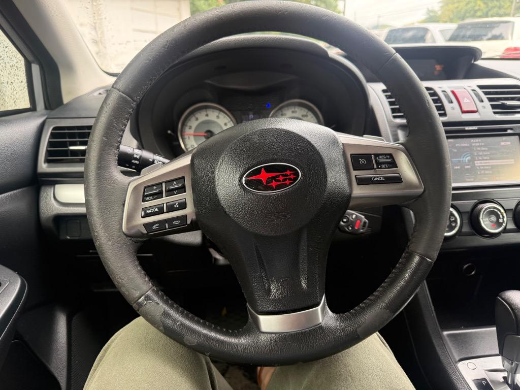 Subaru Impreza photo 2