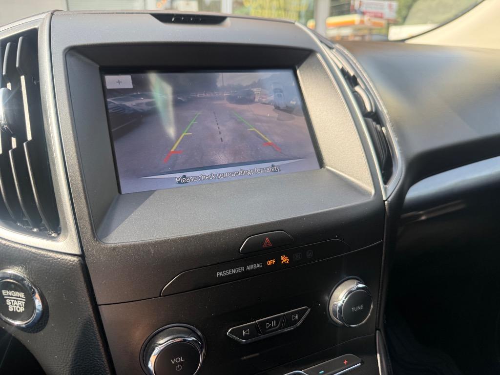 Ford Edge photo 4