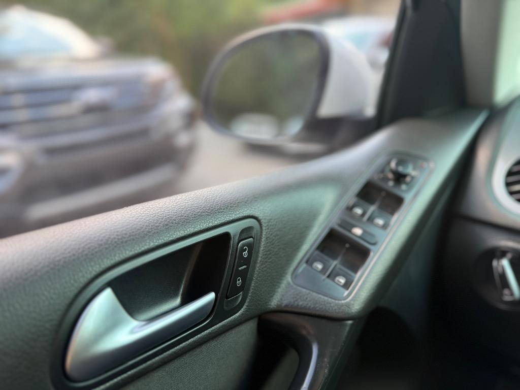 Volkswagen Tiguan photo 7
