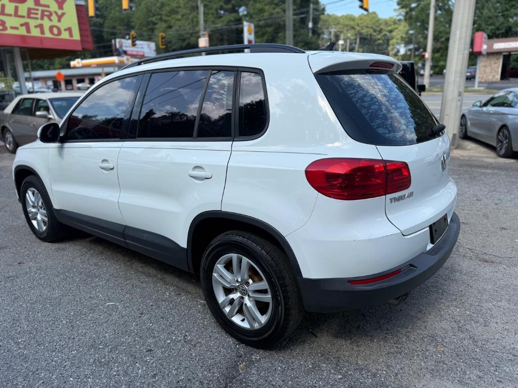 Volkswagen Tiguan photo 8