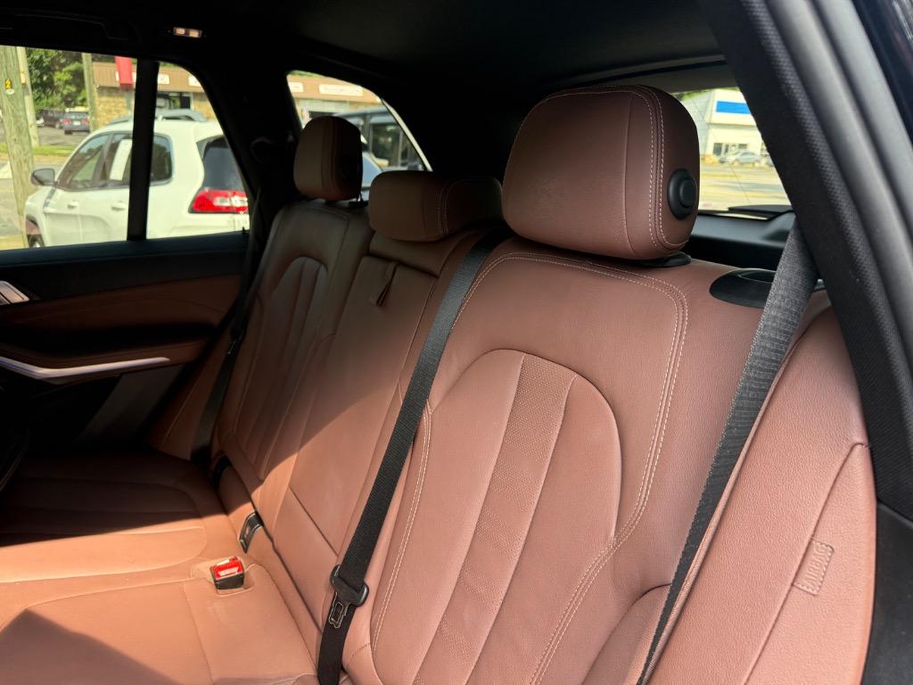 BMW X5 photo 17