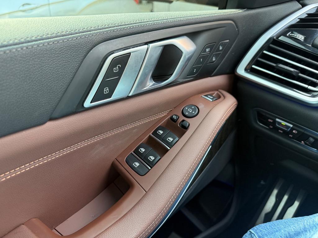 BMW X5 photo 20