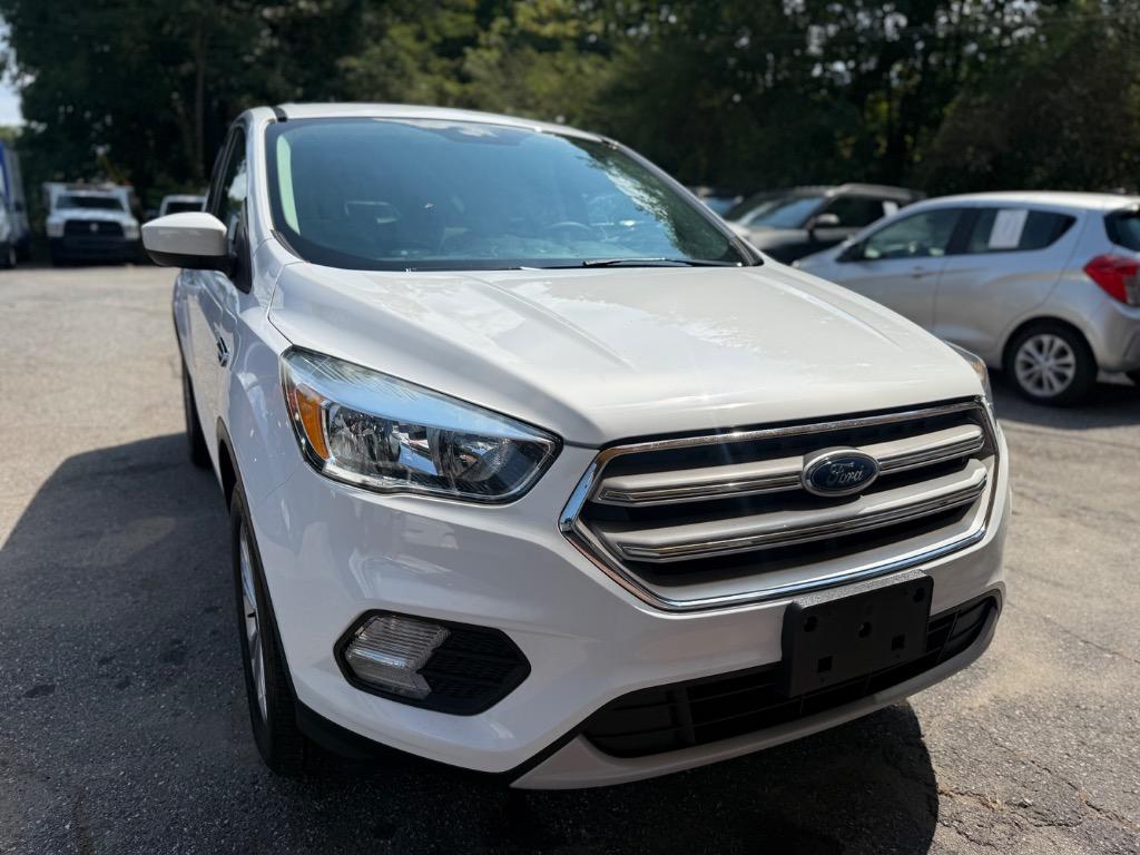 Ford Escape photo 7