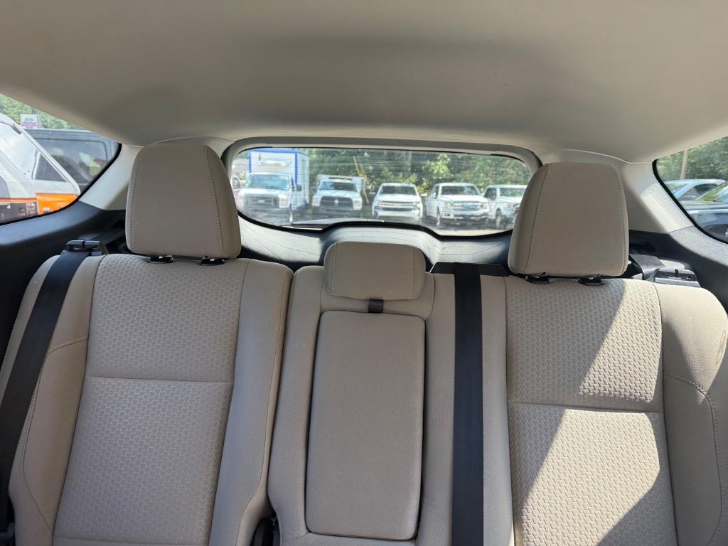 Ford Escape photo 13