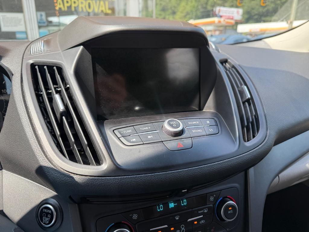 Ford Escape photo 4