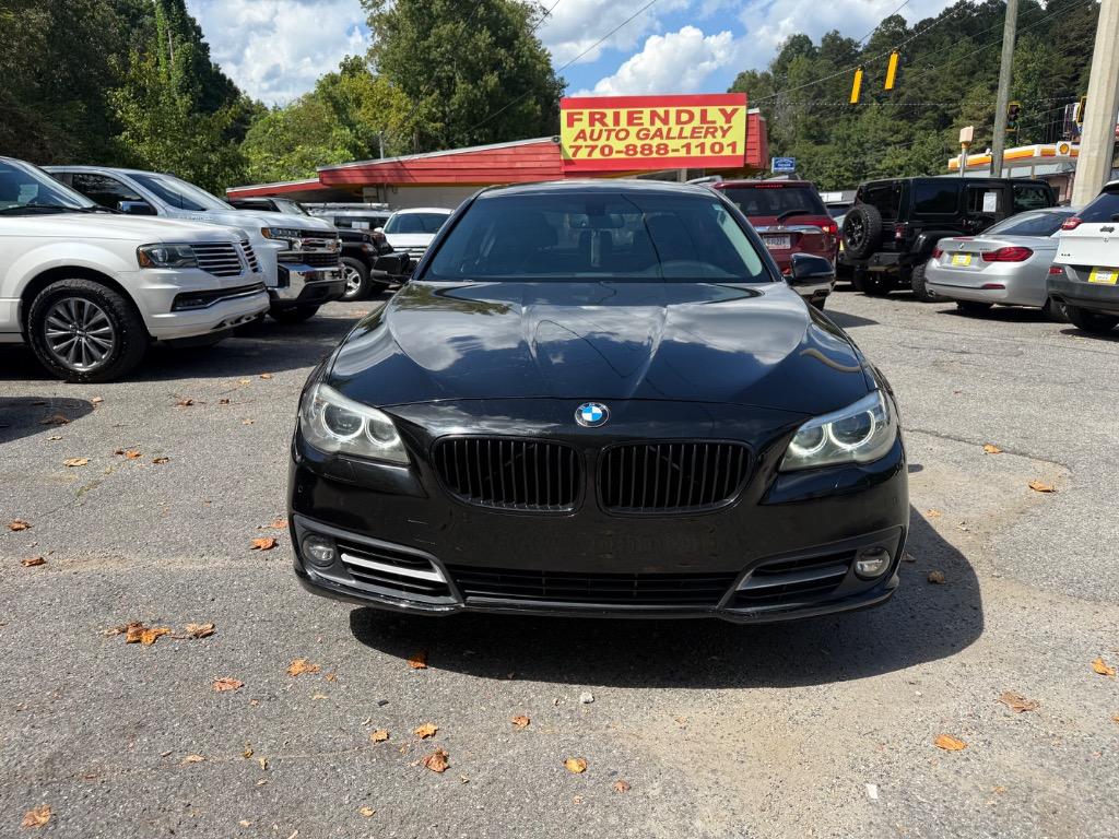 BMW 5-Series photo 11