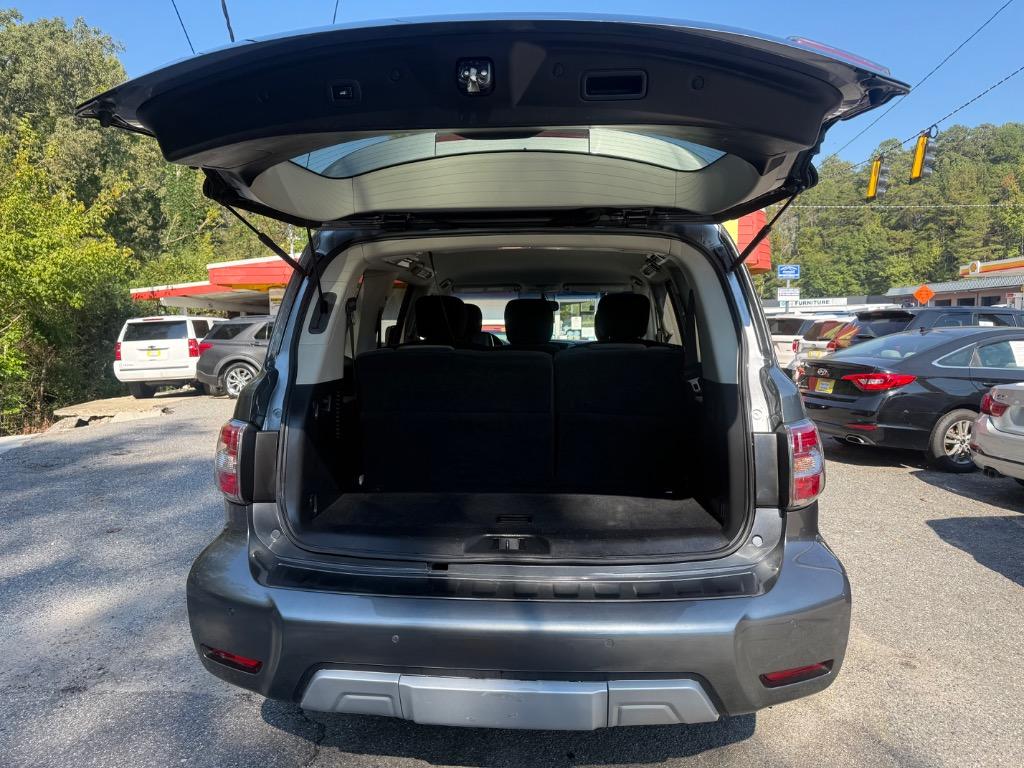 Nissan Armada photo 7